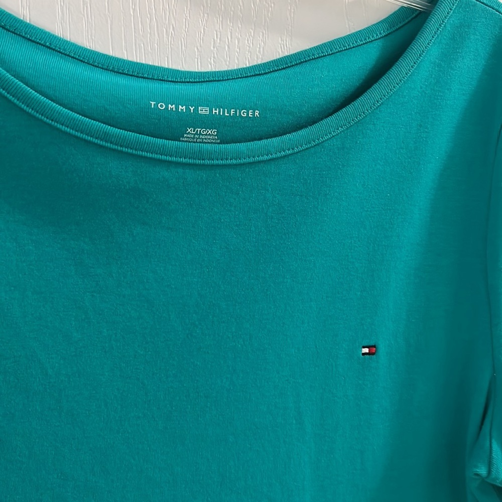 Tommy Hilfiger Womens Top size XL Turquoise - Picture 2 of 5
